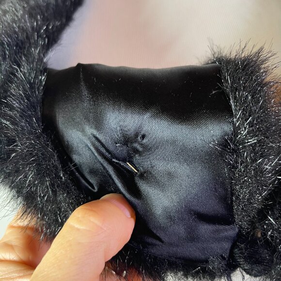 McClintock Collections Size S Black Faux Fur Stole with Brooch - Picture 6 of 12